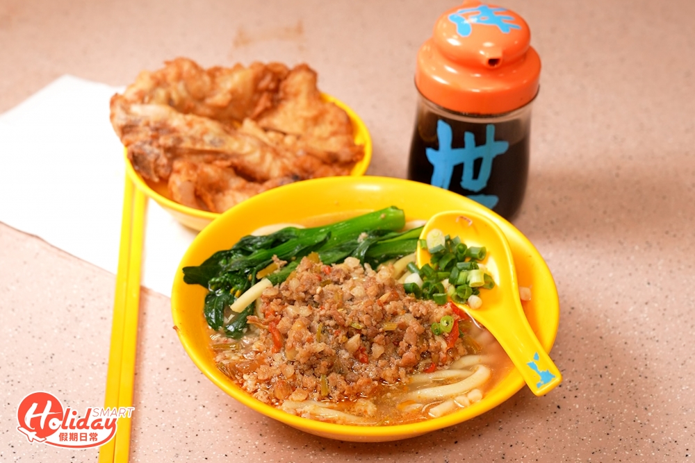 店家的菜色不多,$42起就能食到招牌炸物、配菜和麵食。