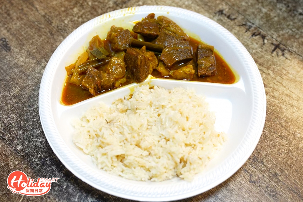另外咖哩牛筋腩飯也十分出色,濃郁的咖哩汁撈飯,味道夠開胃。