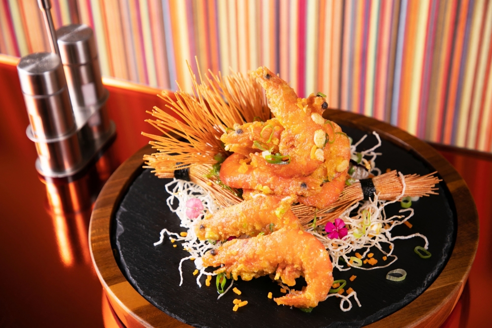 牛油鹹蛋黃炒脆蝦～