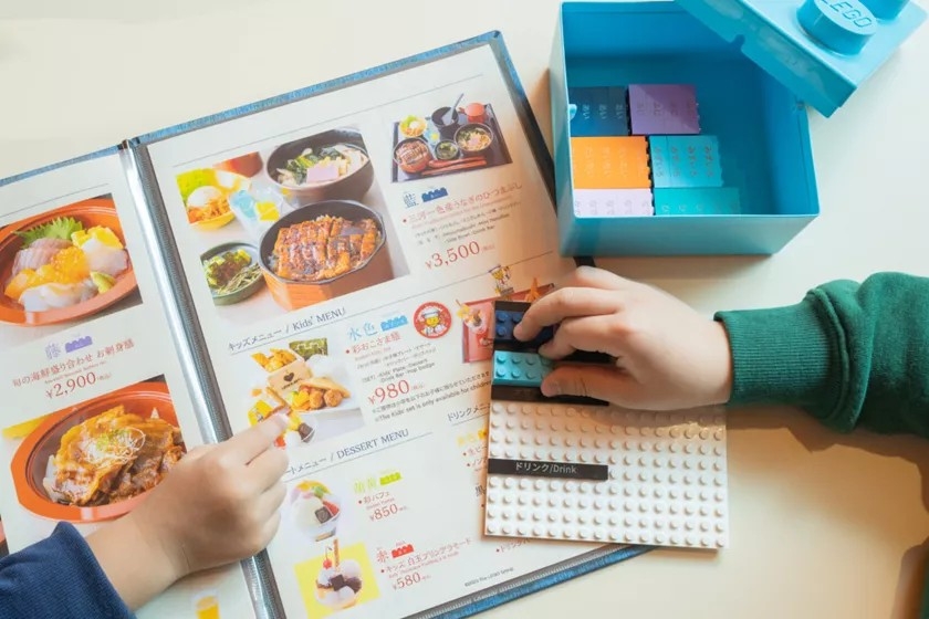 顧客可以用積木點餐，相當有趣！