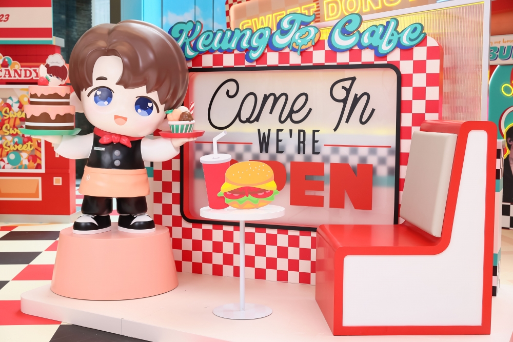 地上最Cute店員小姜姜。