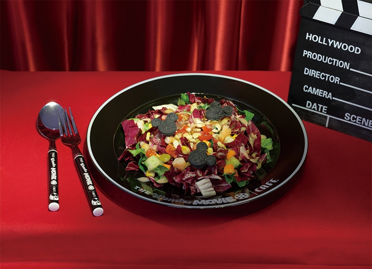 蝦子與豆的地中海切沙拉。