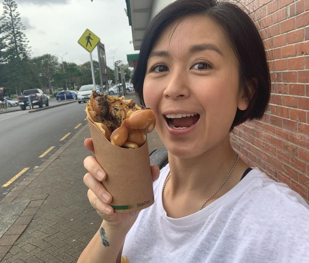 唐寧移民紐西蘭後轉型做YouTuber,不時拍片分享當地生活