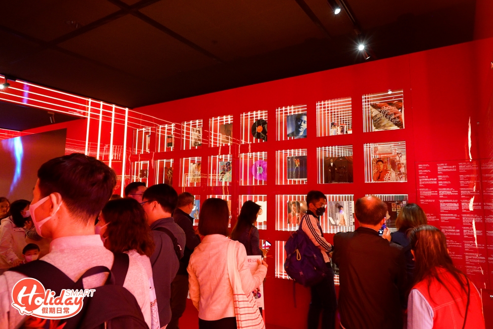 香港文化博物館由即日起舉辦「繼續寵愛・張國榮紀念展」,一帶展出61組展品,當中有不少出自於哥哥的私人珍藏,更有些為首次展出,各位哥哥粉絲不要錯過!