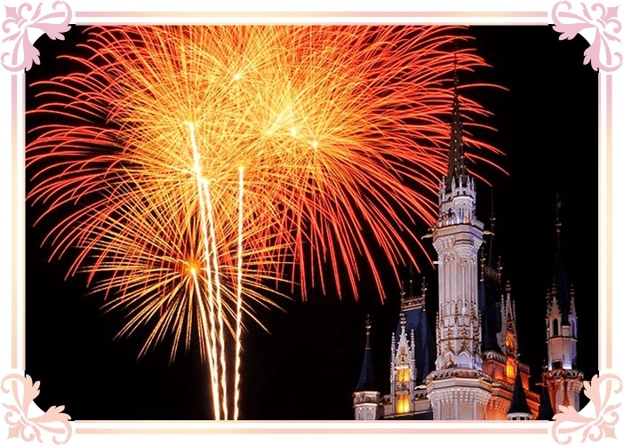 東京迪士尼樂園以「Sky Full of Color」為主題上演超精彩的煙花匯演！