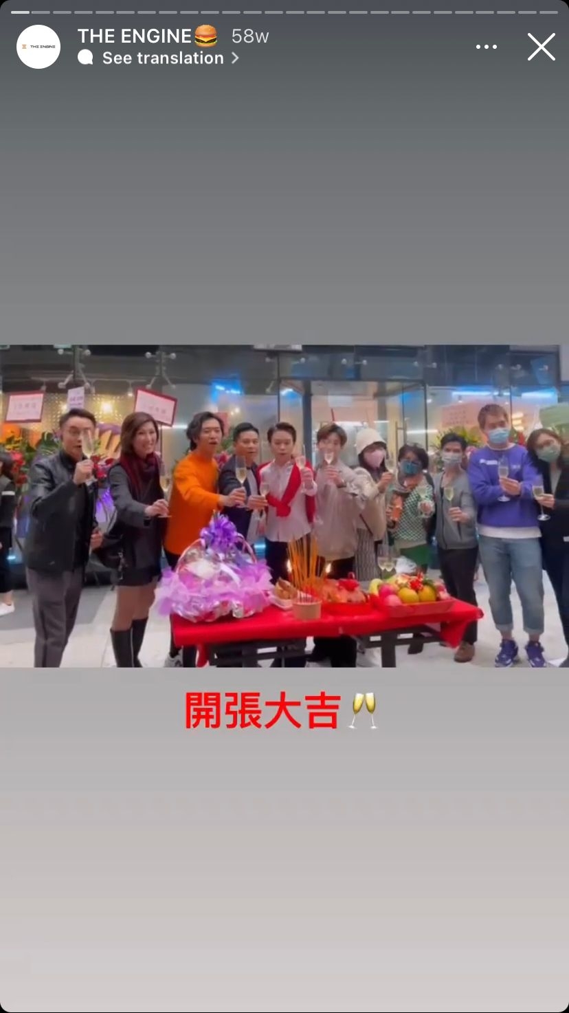 羅梓龍同屋企人開咗間生酮漢服外賣店。