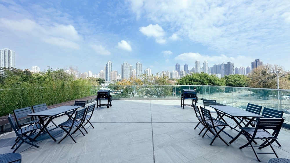 「保良局李兆基青年綠洲」室外環境