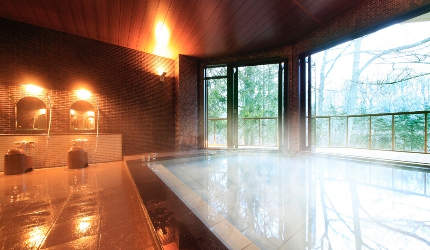 株式会社リロバケーションズ