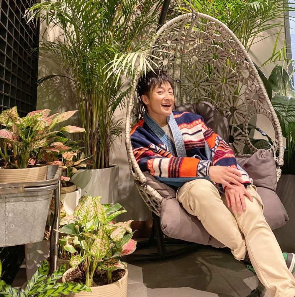 現年43歲嘅方力申自從同鄧麗欣(Stephy)分手後一直單身