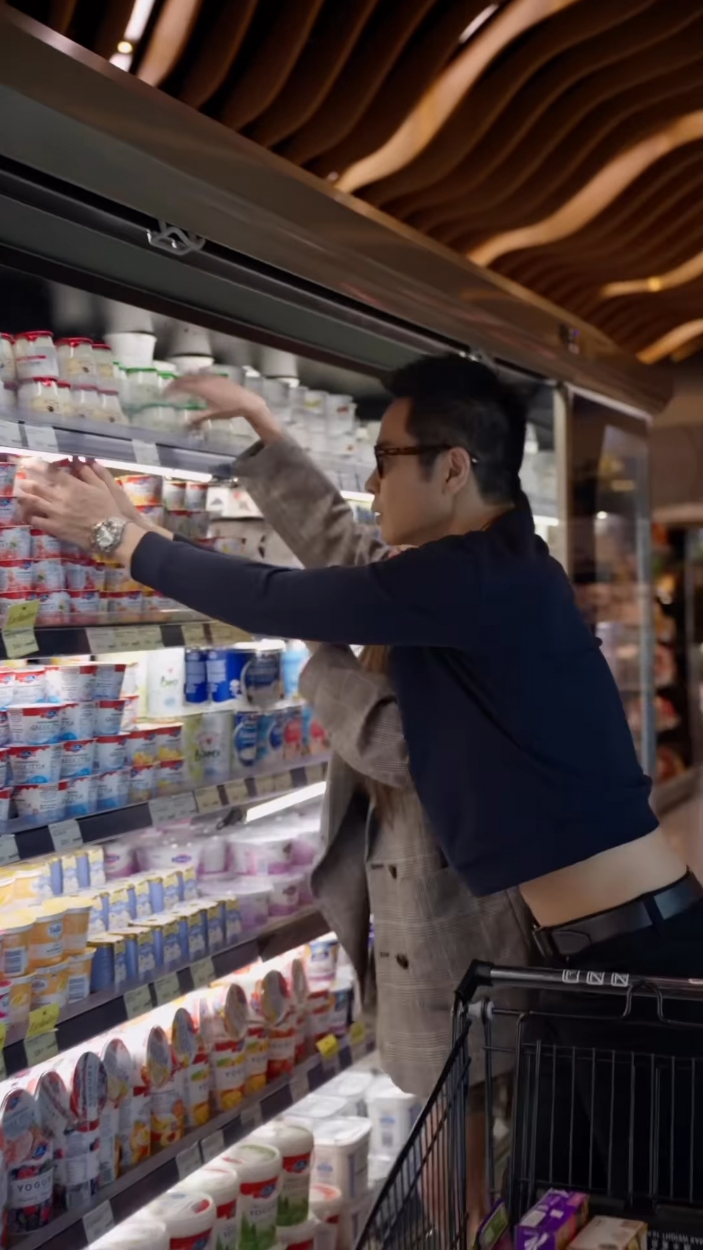 不停揀小朋友啱食嘅用品