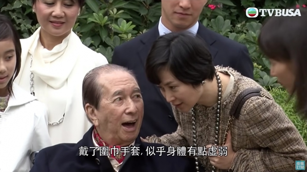 二房「大家姐」何超瓊表示父親賭王永遠都好樂觀,無論發生咩事,爸爸賭王都會話:「沒事的」