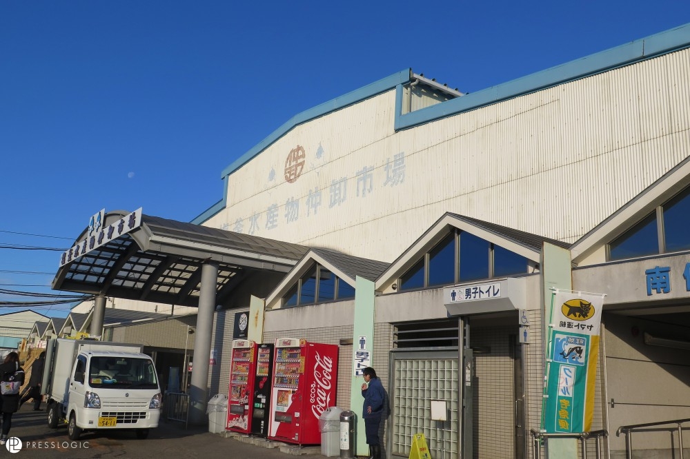 日本有魚市場朝早6點就會開放。