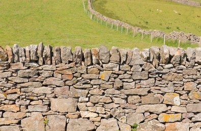 有傳攞走石頭嘅遊客都有唔同程度嘅不幸事發生。