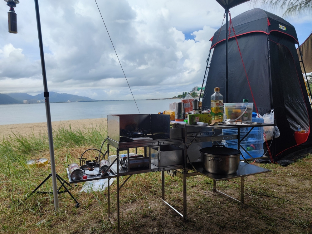 露營場地有提供租借全套營具及煮食用具套裝。