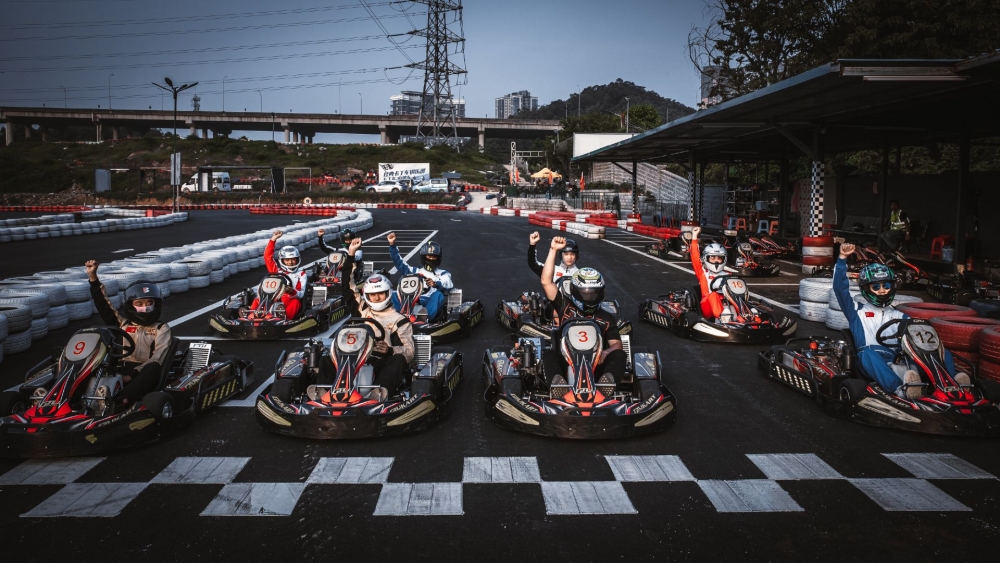 鳳凰山莊經典卡丁車俱樂部