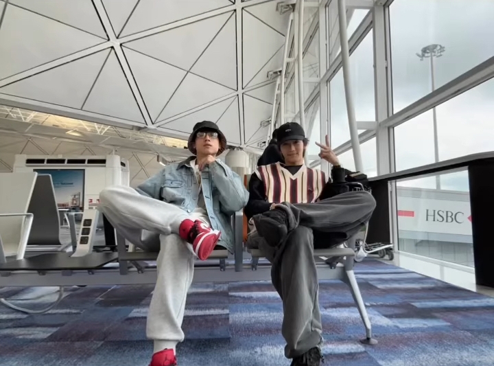 老闆及Alton近日去咗轉日本旅行。