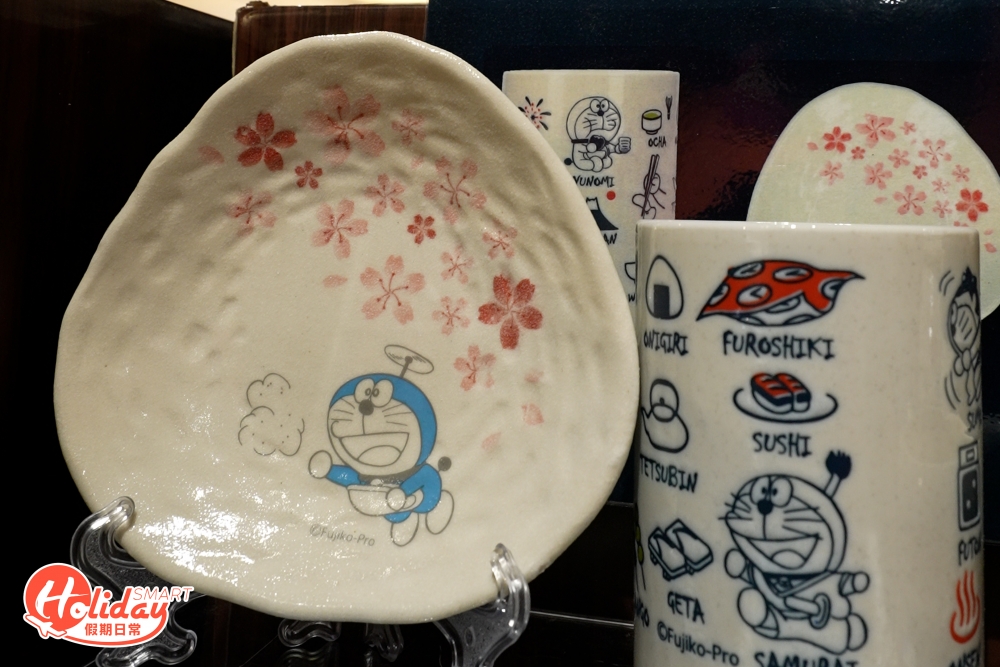 煮婦們必入手「多啦A夢飽腹飯桌系列」