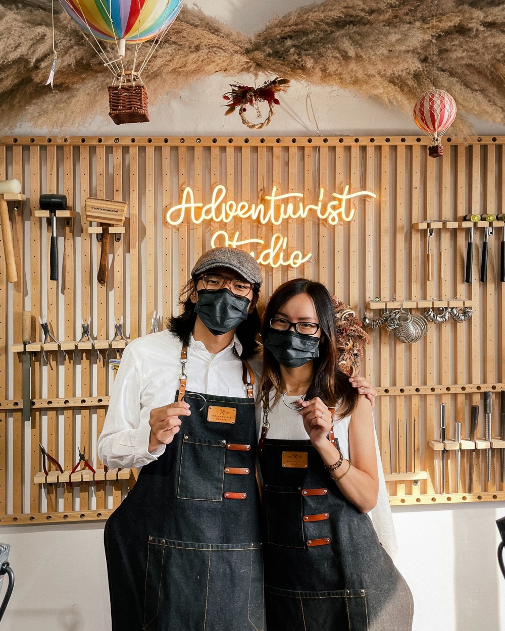 同款情侶手鐲勁有心思！