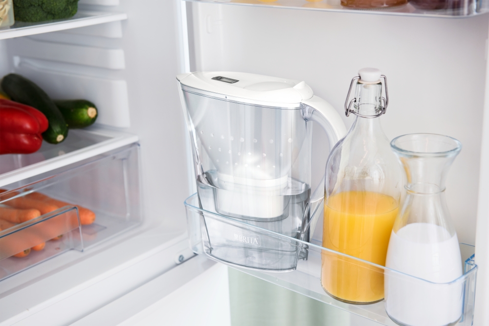 BRITA Marella濾水壺扁身設計非常輕巧,適合居家使用~