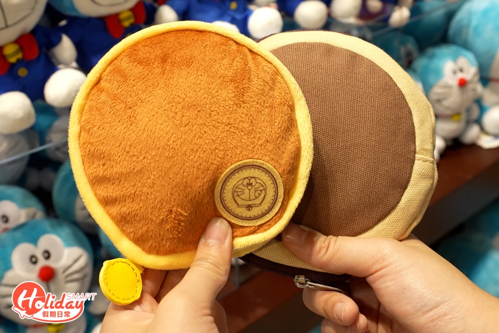 而最可愛非豆沙包收納小包莫屬，圓滾滾的外形，打開更可收納多款飾品小物！