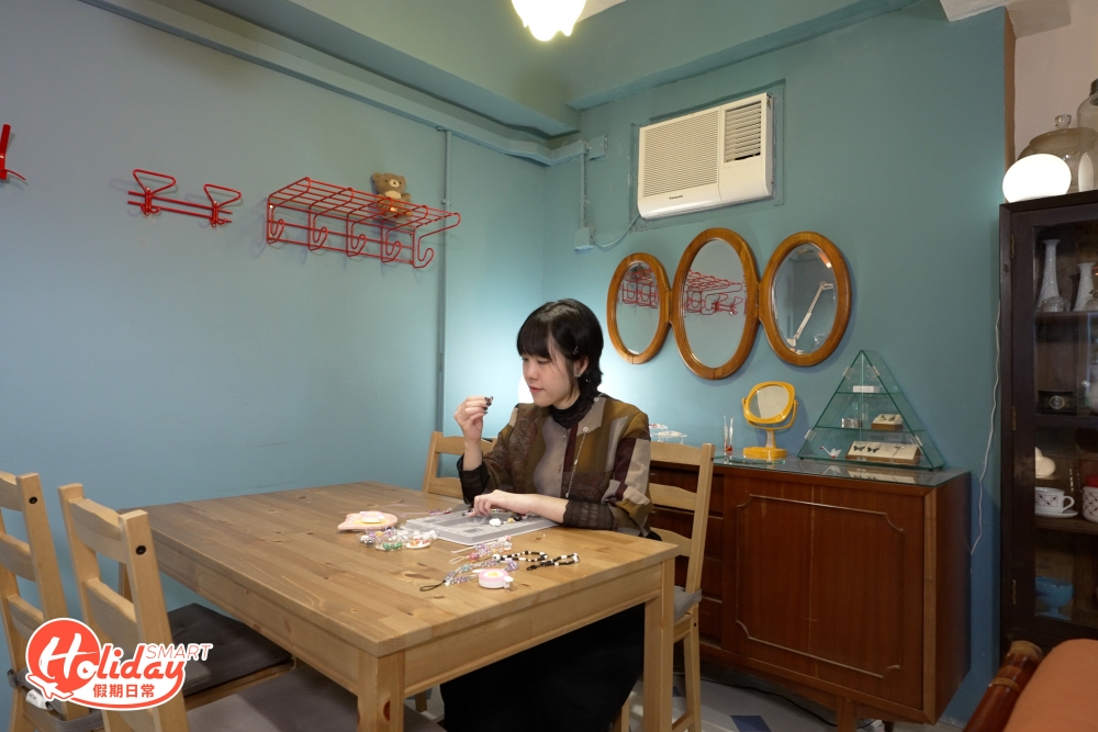 BeanBeantiful Studio主打串珠放題工作坊,$130起可於限時內無限量製作出不同類型的串珠飾物。