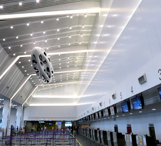 自由行旅客可以喺國際線入境大廳抽獎活動區參加抽獎