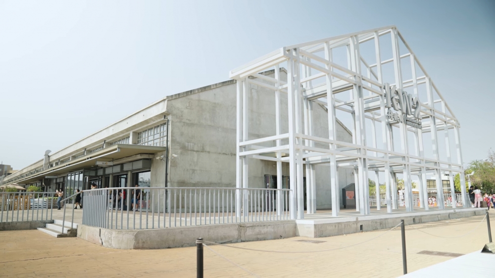 高雄嘅棧貳沐居KW2 HOSTEL近日開幕。