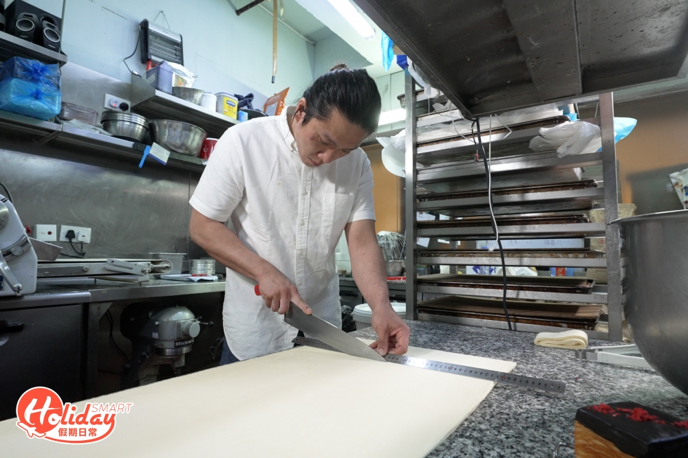 爆餡千層吐司製作過程毫不簡單,需要三天時間。