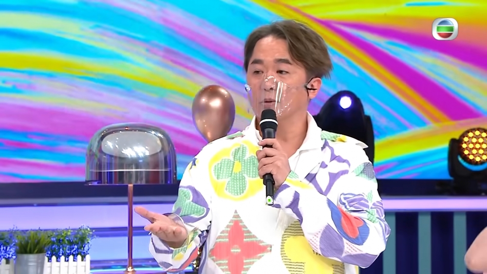 鄧兆尊喺娛樂圈打滾多年。