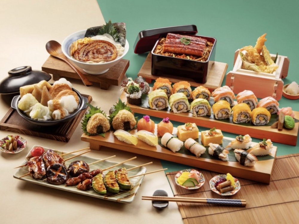 即日起至5月22日,每4位或以上惠顧「韓味日嚐」自助午餐、「鮑燕盛會」海鮮自助晚餐及「品櫻‧花見」下午茶自助餐,當月的生日之星可享免費享用自助午餐,同行賓客可享85折優惠。
