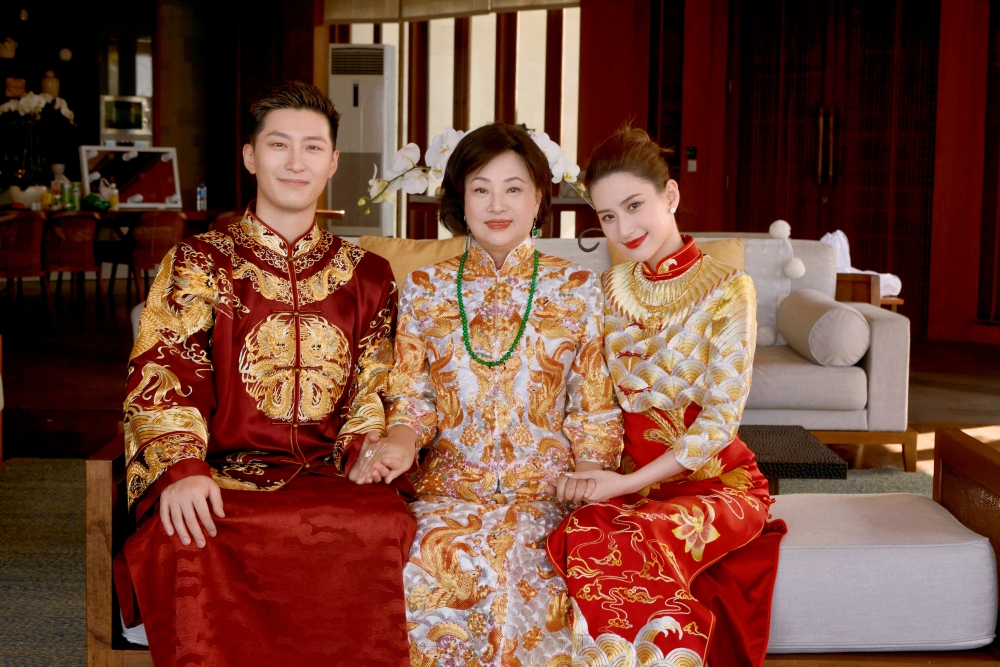 何超蓮同竇驍日前大婚