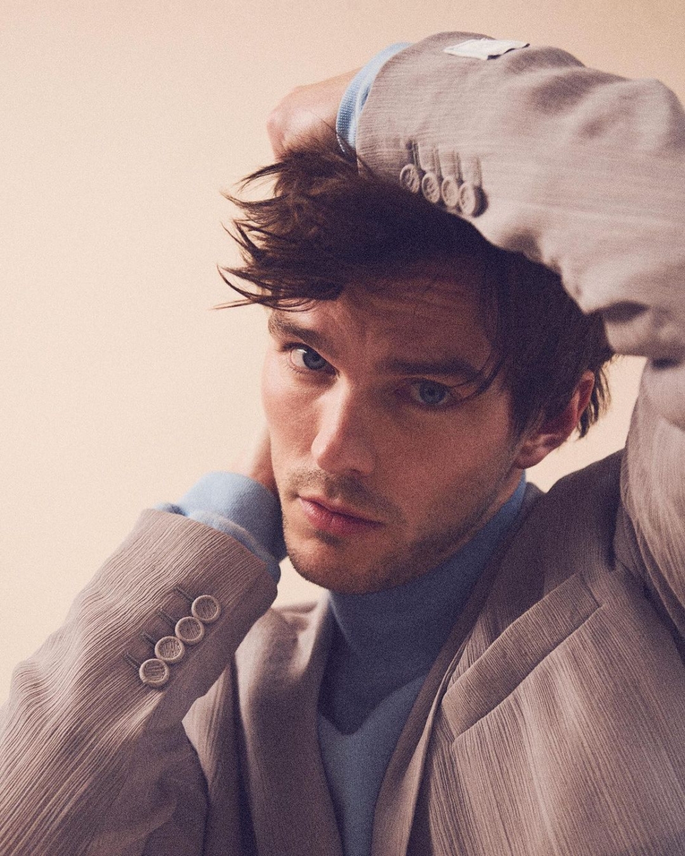 Nicholas Hoult曾試鏡DC新版《蝙蝠俠》,但最後不敵Robert Pattioson!