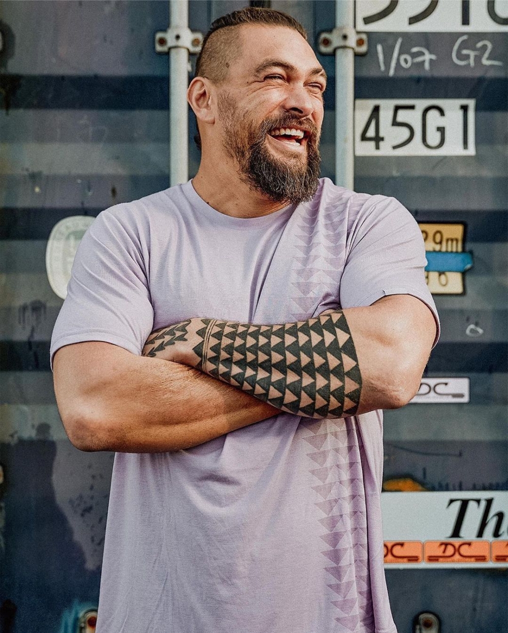 Jason Momoa擁有夏威夷、德國等多國血統～