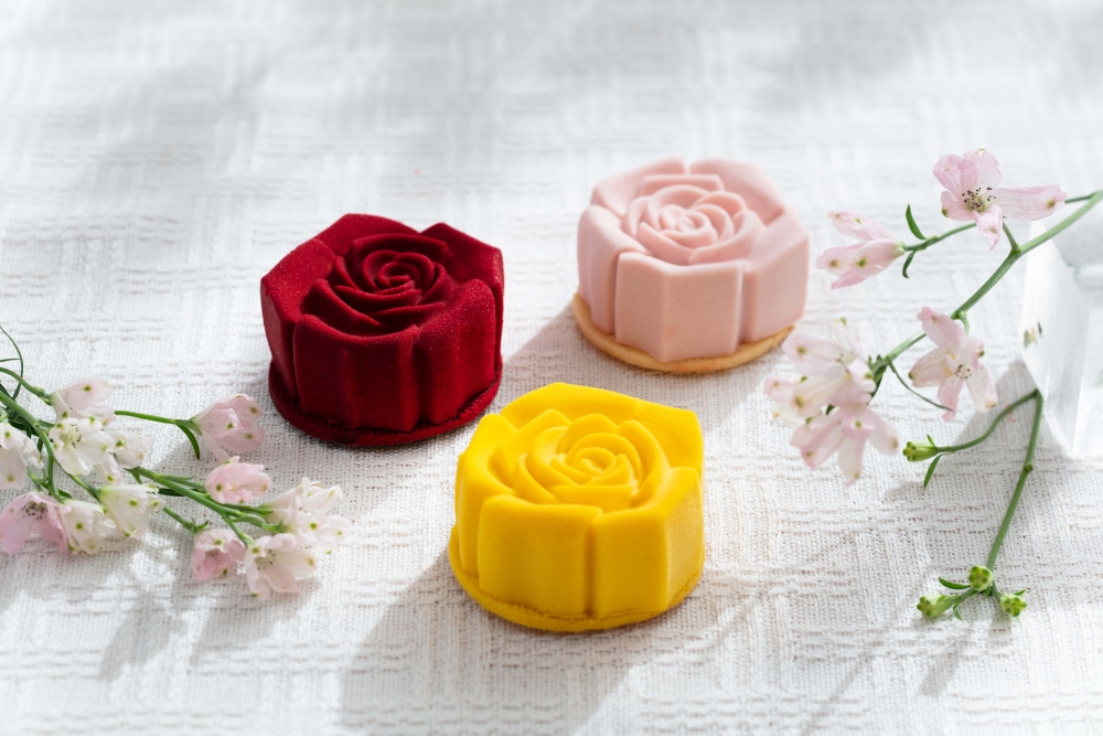 母親節蛋糕2023推介:紅/黃/粉紅玫瑰套裝