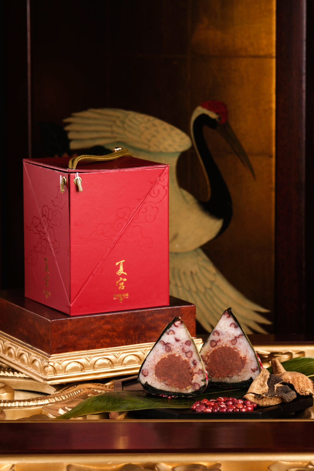 夏宮六十年陳皮紅豆粽。