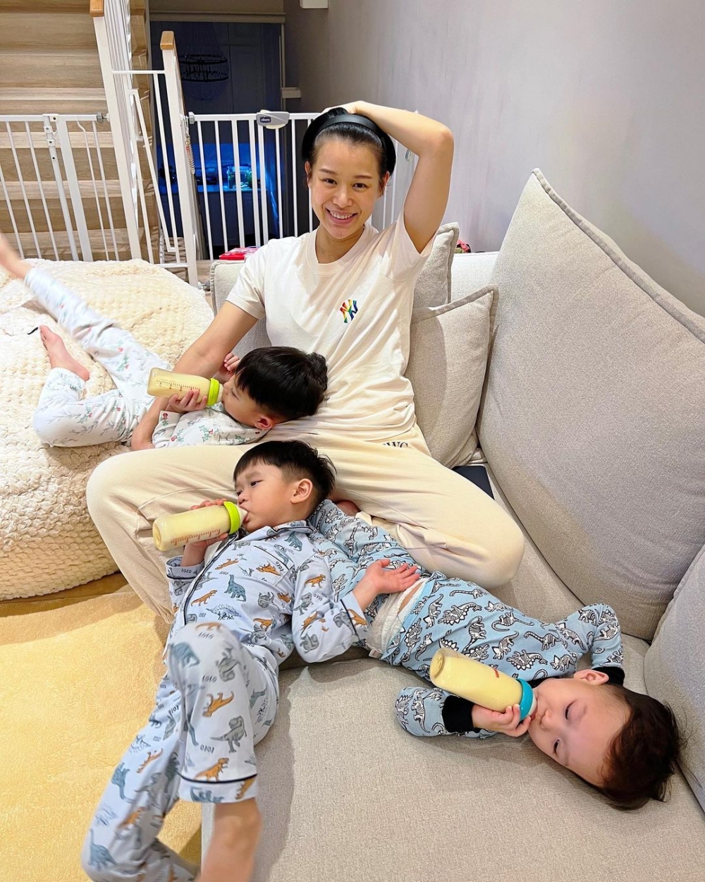 其實胡杏兒平時喺個人IG都經常素顏出鏡