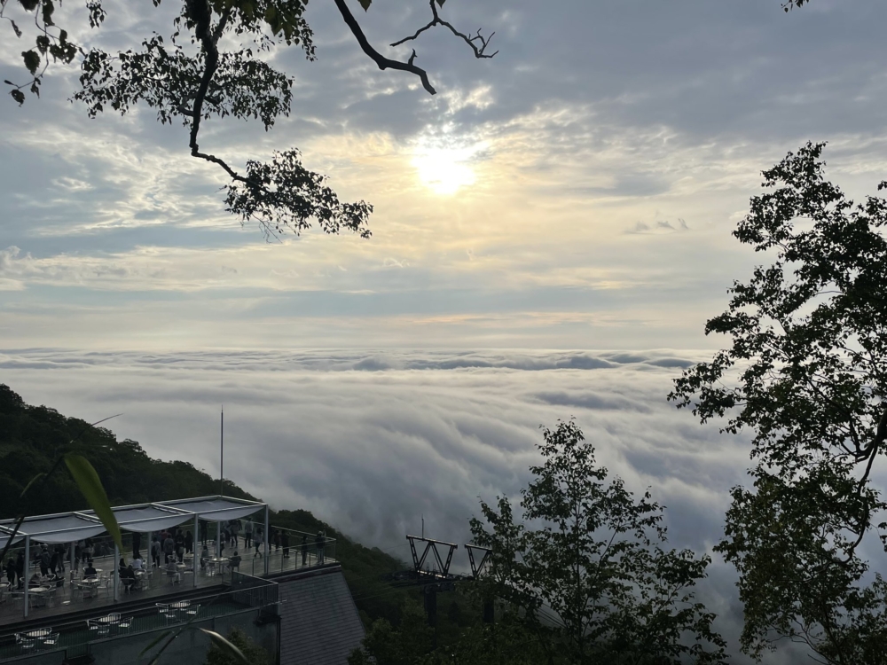 雲海最佳觀賞期為6月至7月~