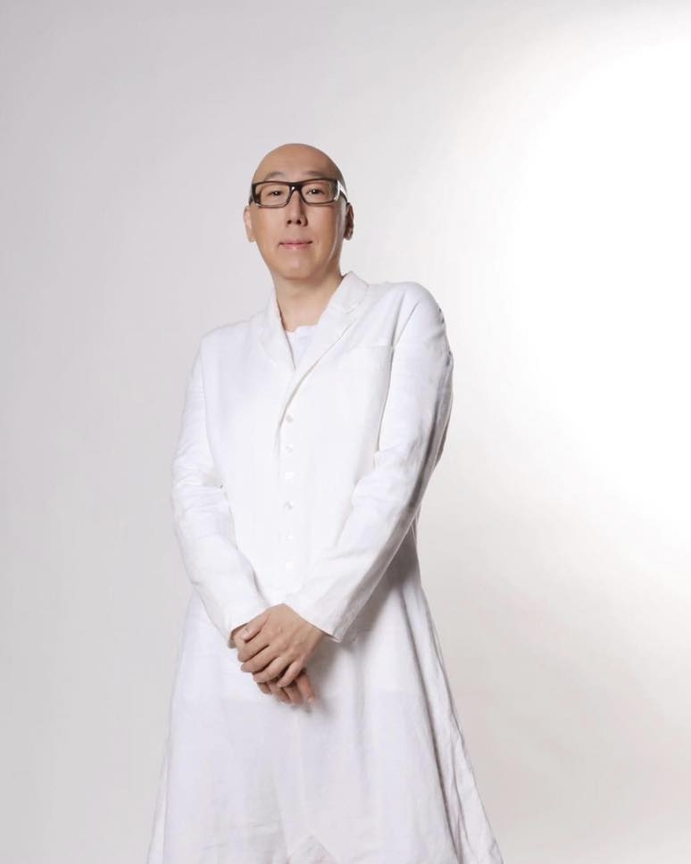 Nel Nel(張學潤)係香港著名嘅形象指導及服裝造型設計師,佢曾經為天王郭富城、陳慧嫻、陳小春、湯寶如、關淑怡等藝人擔任形象顧問