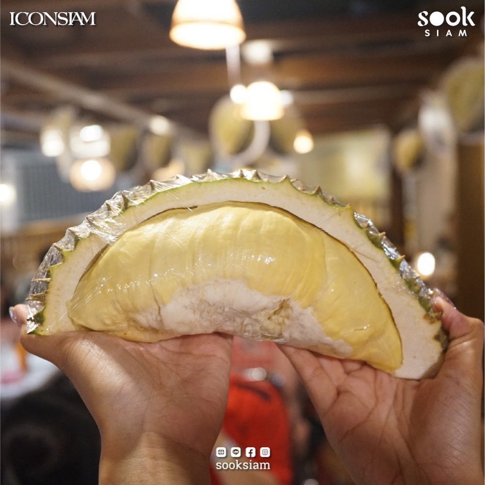 曼谷暹羅天地ICONSIAM由4月起舉辦「榴槤與水果自助餐」。