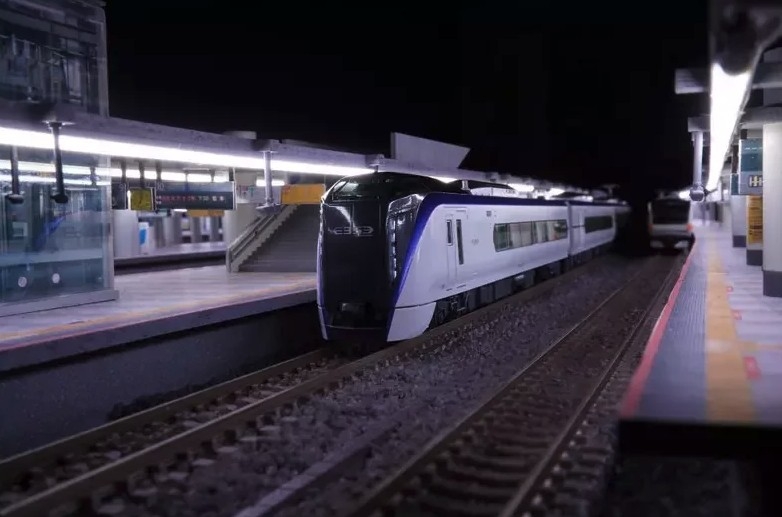 Small Worlds Tokyo 官網