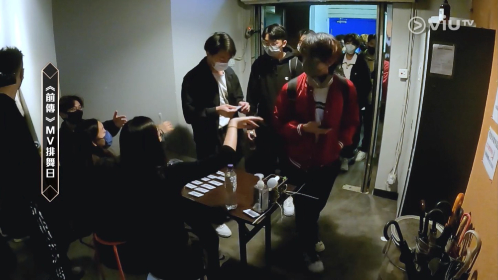 第一次召集已經有成20幾人遲到