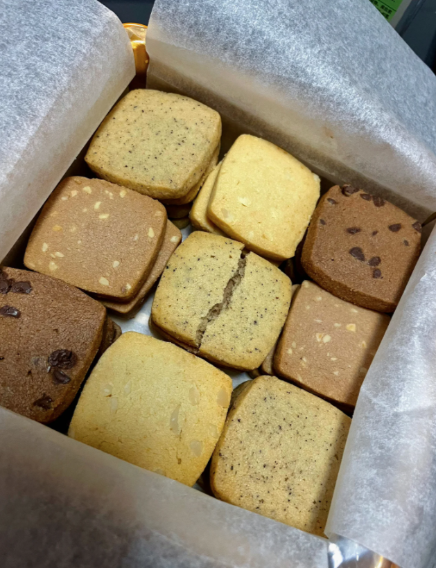 喺小紅書獲唔少網民推介，更指佢「完爆珍妮曲奇」！