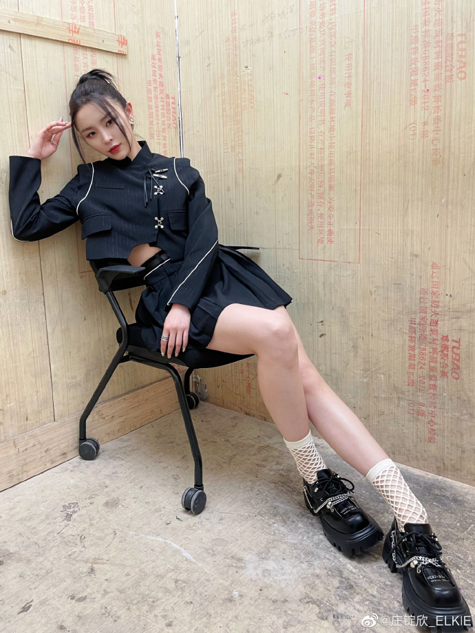 最近佢出演咗內地嘅《青年π計劃》