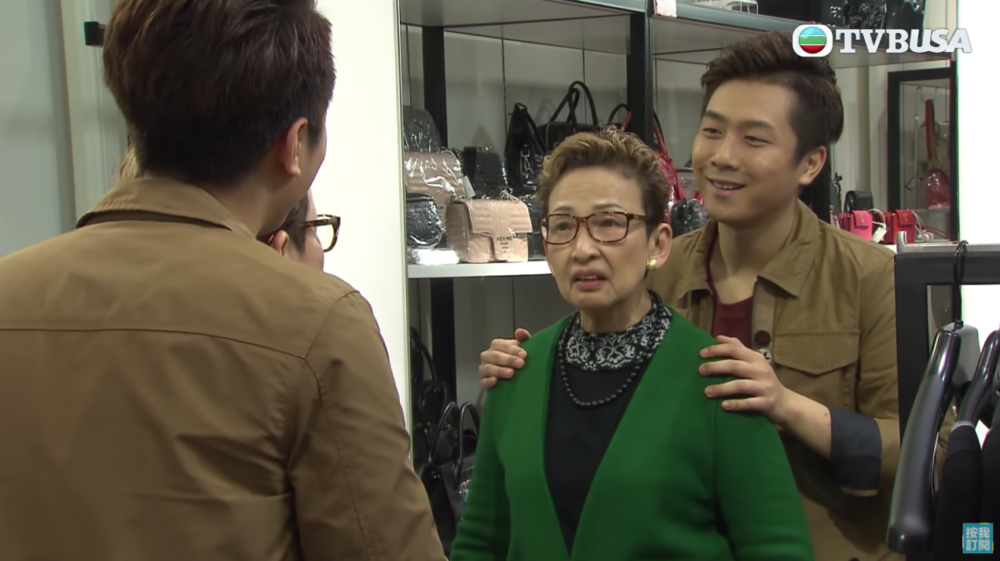 馮素波回應：「我不嬲都食得好清，唔知點解清極都清唔到，你哋要小心！」