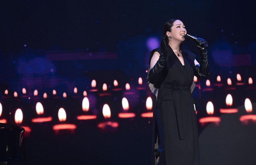 另一邊亦有網民認為衛蘭係玩咗一個食字gag