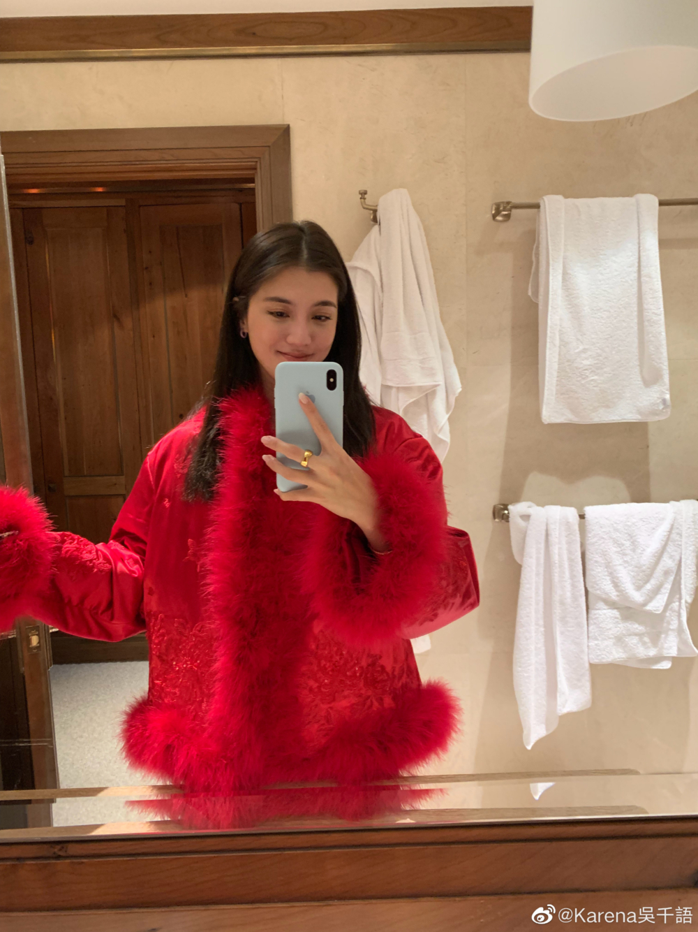 吳千語喺內地人氣唔錯，微博fans超過700萬，小紅書、抖音亦有唔少fans