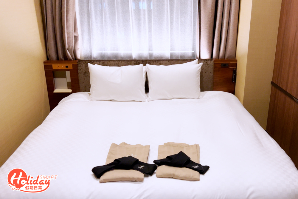 酒店提供過百間客房，所有房型大走日式簡約風格，房間空間感大。