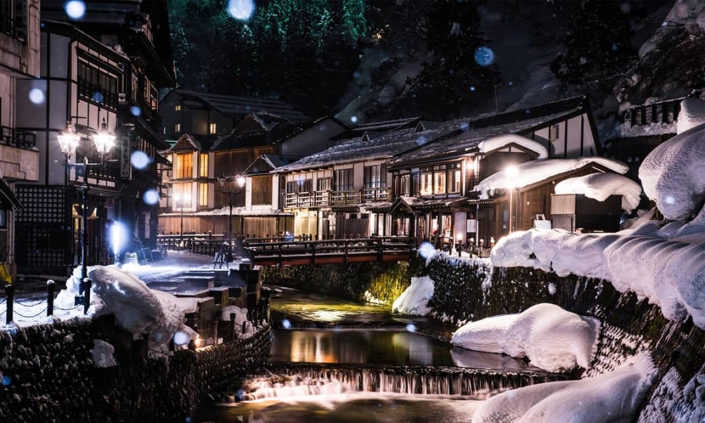 報道指,相信喺日本國內有人願意聘請外國遊客幫忙購買免稅品,再喺日本境內轉手