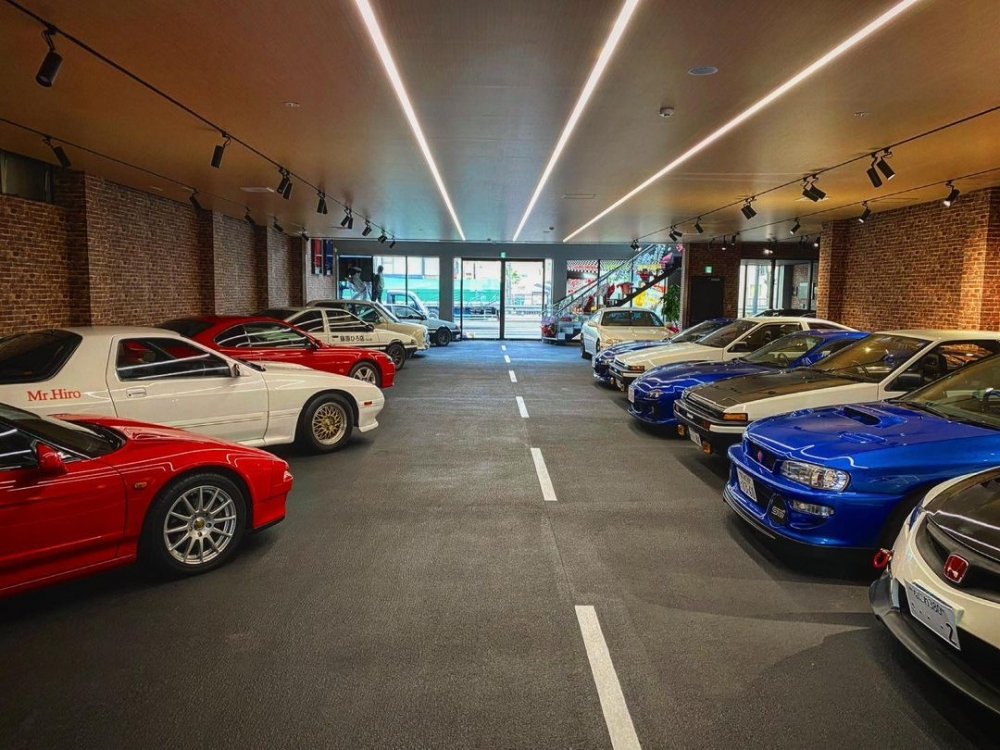 店內仲有其他車畀大家揀。