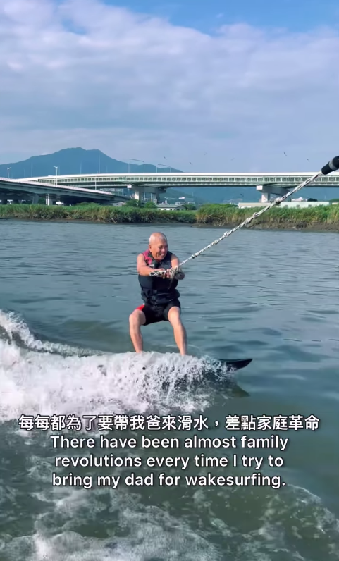 Kimberly稱年年為咗帶爸爸滑水，都差啲搞到「家庭革命」